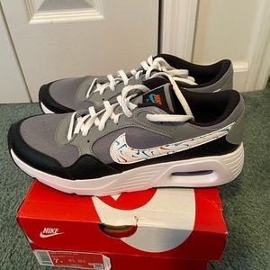 Nike Air Max SC  youth size 7, will fit women size  8 1/2. Brand new in box